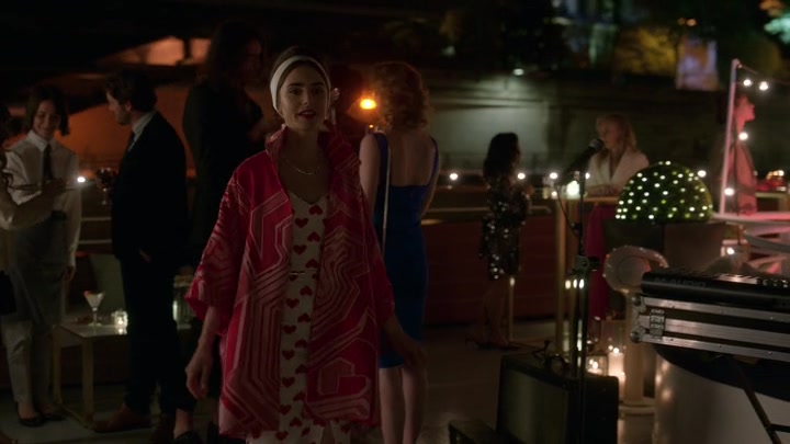 Emily_in_Paris_S02E05_WEBRip_x264-ION10_2456.jpg Emily_in_Paris_S02E05_WEBRip_x264-ION10_2456.jpg