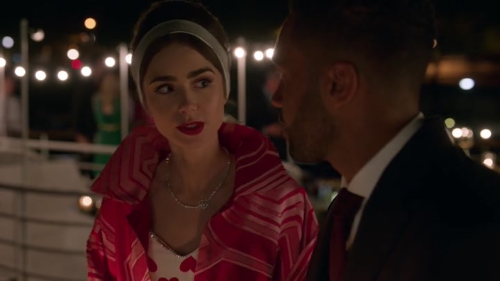 Emily_in_Paris_S02E05_WEBRip_x264-ION10_2497.jpg