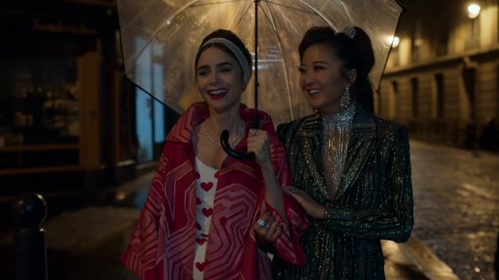 Emily_in_Paris_S02E05_WEBRip_x264-ION10_2564.jpg