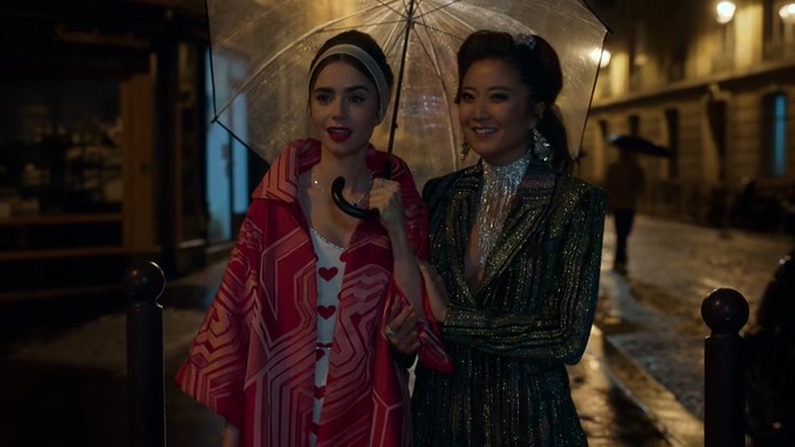 Emily_in_Paris_S02E05_WEBRip_x264-ION10_2571.jpg