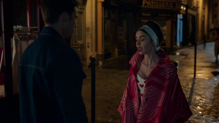 Emily_in_Paris_S02E05_WEBRip_x264-ION10_2631.jpg Emily_in_Paris_S02E05_WEBRip_x264-ION10_2631.jpg