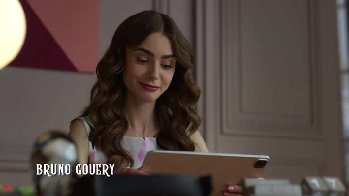 Emily_in_Paris_S02E06_WEBRip_x264-ION10_0257.jpg