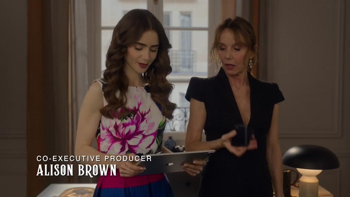 Emily_in_Paris_S02E06_WEBRip_x264-ION10_0272.jpg Emily_in_Paris_S02E06_WEBRip_x264-ION10_0272.jpg