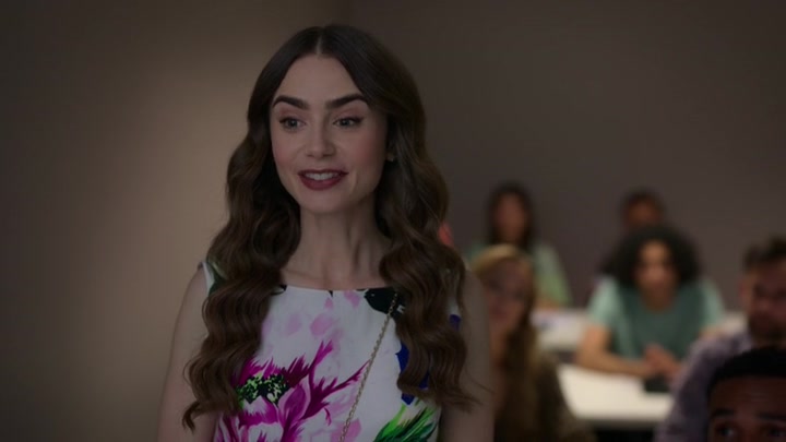 Emily_in_Paris_S02E06_WEBRip_x264-ION10_0634.jpg