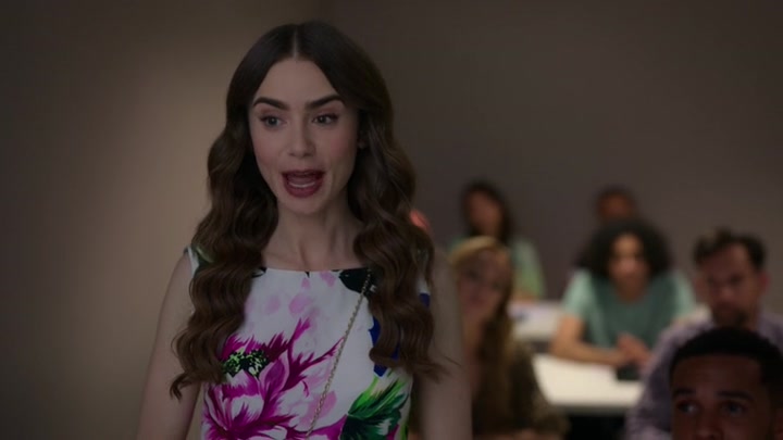 Emily_in_Paris_S02E06_WEBRip_x264-ION10_0636.jpg