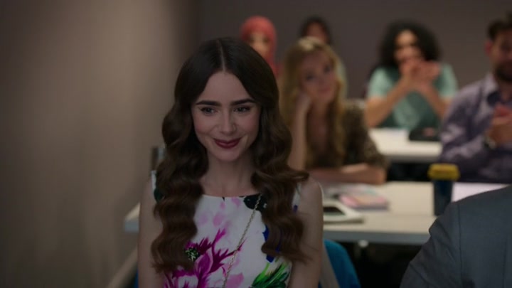Emily_in_Paris_S02E06_WEBRip_x264-ION10_0661.jpg Emily_in_Paris_S02E06_WEBRip_x264-ION10_0661.jpg