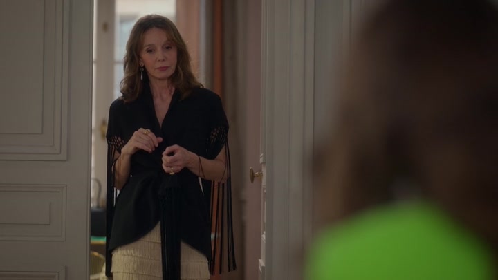 Emily_in_Paris_S02E06_WEBRip_x264-ION10_0884.jpg Emily_in_Paris_S02E06_WEBRip_x264-ION10_0884.jpg