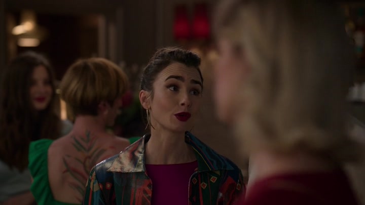 Emily_in_Paris_S02E06_WEBRip_x264-ION10_1150.jpg
