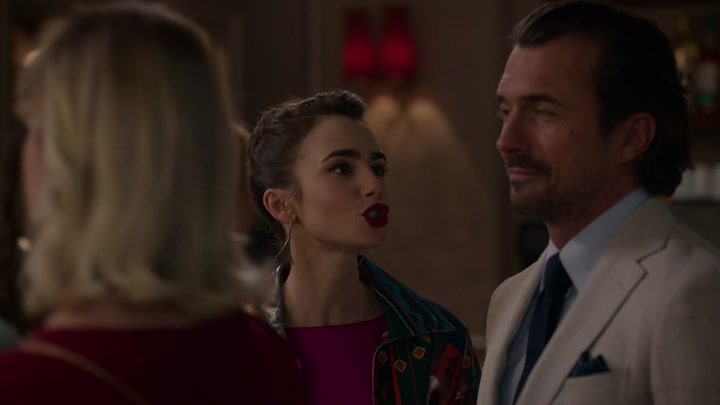 Emily_in_Paris_S02E06_WEBRip_x264-ION10_1151.jpg