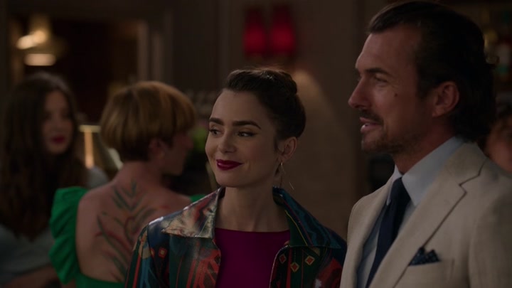 Emily_in_Paris_S02E06_WEBRip_x264-ION10_1155.jpg Emily_in_Paris_S02E06_WEBRip_x264-ION10_1155.jpg