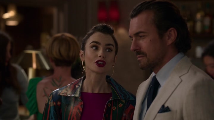 Emily_in_Paris_S02E06_WEBRip_x264-ION10_1173.jpg