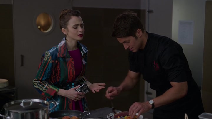 Emily_in_Paris_S02E06_WEBRip_x264-ION10_1353.jpg Emily_in_Paris_S02E06_WEBRip_x264-ION10_1353.jpg