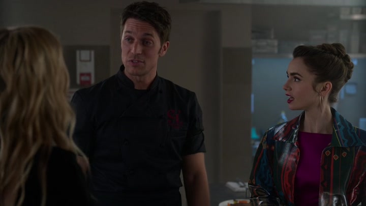 Emily_in_Paris_S02E06_WEBRip_x264-ION10_1365.jpg Emily_in_Paris_S02E06_WEBRip_x264-ION10_1365.jpg