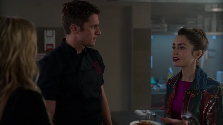 Emily_in_Paris_S02E06_WEBRip_x264-ION10_1387.jpg