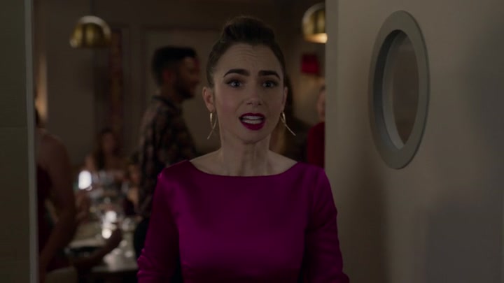 Emily_in_Paris_S02E06_WEBRip_x264-ION10_1546.jpg