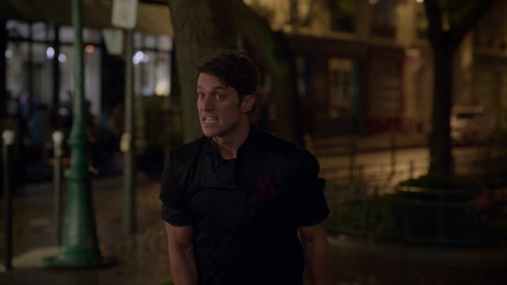 Emily_in_Paris_S02E06_WEBRip_x264-ION10_1661.jpg Emily_in_Paris_S02E06_WEBRip_x264-ION10_1661.jpg