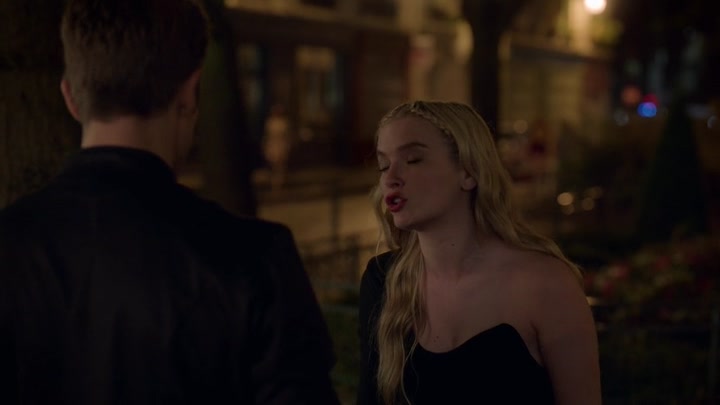 Emily_in_Paris_S02E06_WEBRip_x264-ION10_1682.jpg Emily_in_Paris_S02E06_WEBRip_x264-ION10_1682.jpg