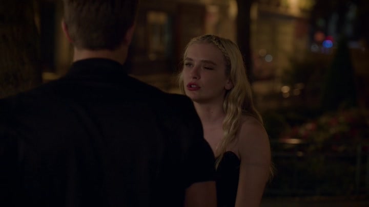 Emily_in_Paris_S02E06_WEBRip_x264-ION10_1688.jpg Emily_in_Paris_S02E06_WEBRip_x264-ION10_1688.jpg