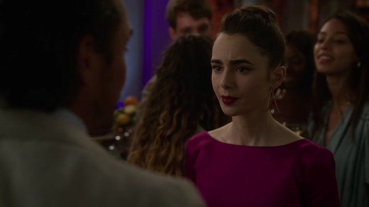 Emily_in_Paris_S02E06_WEBRip_x264-ION10_1749.jpg Emily_in_Paris_S02E06_WEBRip_x264-ION10_1749.jpg