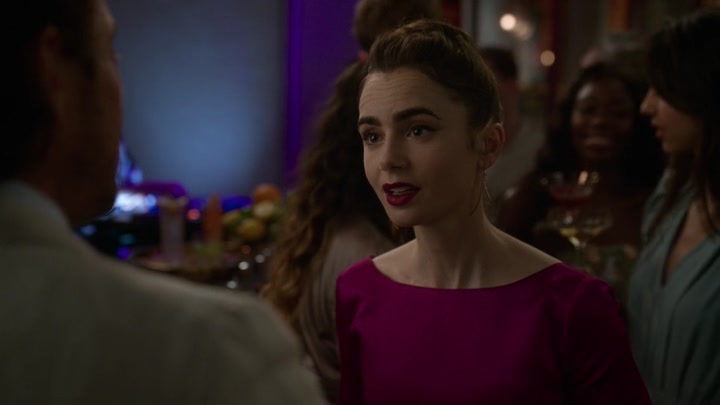 Emily_in_Paris_S02E06_WEBRip_x264-ION10_1770.jpg