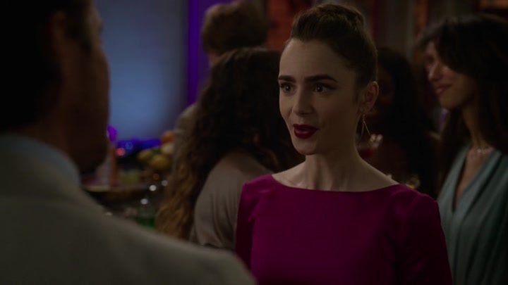 Emily_in_Paris_S02E06_WEBRip_x264-ION10_1776.jpg