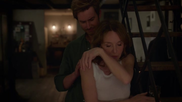 Emily_in_Paris_S02E06_WEBRip_x264-ION10_1938.jpg Emily_in_Paris_S02E06_WEBRip_x264-ION10_1938.jpg