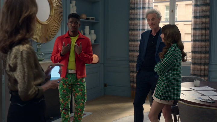 Emily_in_Paris_S02E06_WEBRip_x264-ION10_2149.jpg Emily_in_Paris_S02E06_WEBRip_x264-ION10_2149.jpg