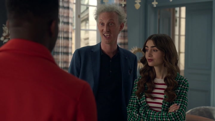 Emily_in_Paris_S02E06_WEBRip_x264-ION10_2166.jpg
