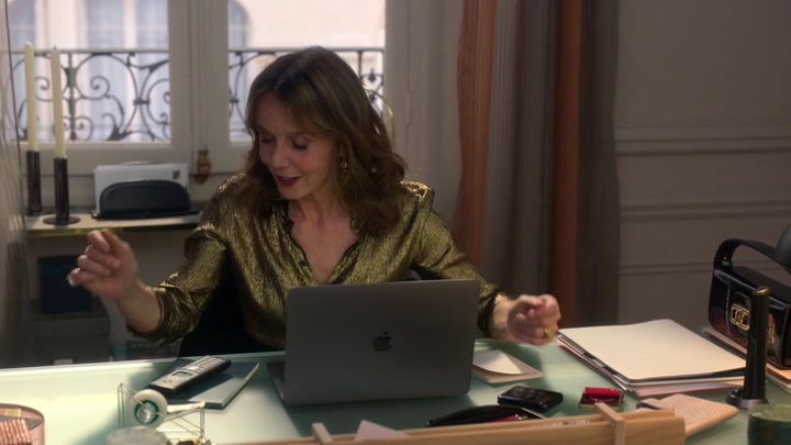 Emily_in_Paris_S02E06_WEBRip_x264-ION10_2243.jpg Emily_in_Paris_S02E06_WEBRip_x264-ION10_2243.jpg