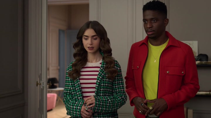 Emily_in_Paris_S02E06_WEBRip_x264-ION10_2246.jpg