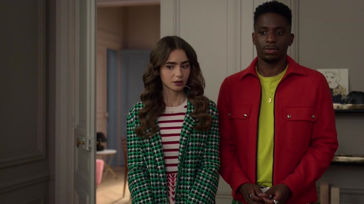 Emily_in_Paris_S02E06_WEBRip_x264-ION10_2283.jpg