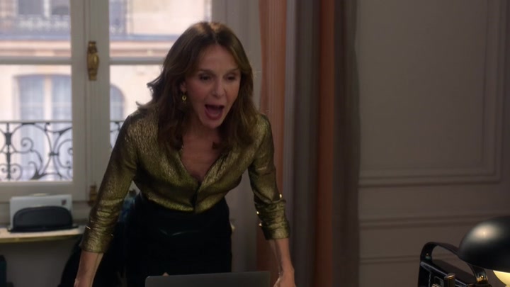 Emily_in_Paris_S02E06_WEBRip_x264-ION10_2295.jpg Emily_in_Paris_S02E06_WEBRip_x264-ION10_2295.jpg