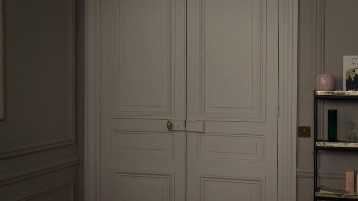 Emily_in_Paris_S02E06_WEBRip_x264-ION10_2303.jpg Emily_in_Paris_S02E06_WEBRip_x264-ION10_2303.jpg