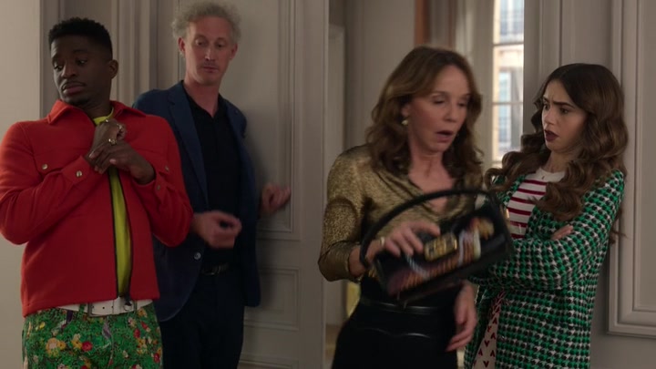 Emily_in_Paris_S02E06_WEBRip_x264-ION10_2342.jpg Emily_in_Paris_S02E06_WEBRip_x264-ION10_2342.jpg
