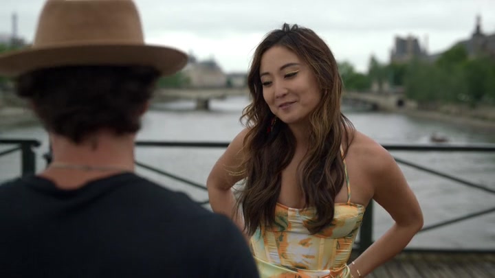 Emily_in_Paris_S02E06_WEBRip_x264-ION10_2386.jpg Emily_in_Paris_S02E06_WEBRip_x264-ION10_2386.jpg