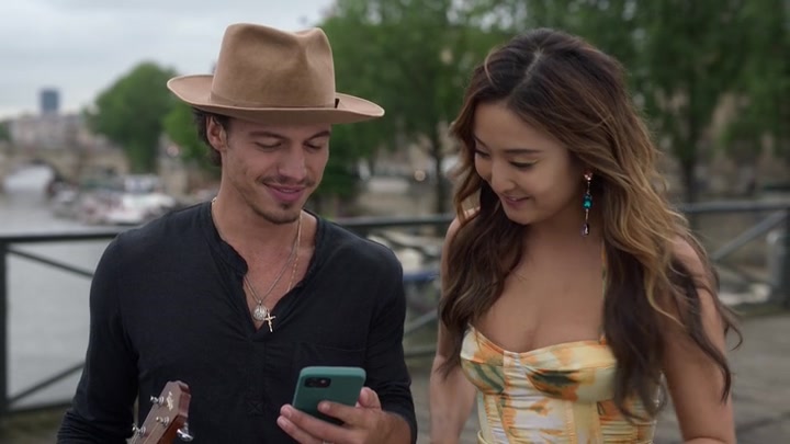 Emily_in_Paris_S02E06_WEBRip_x264-ION10_2408.jpg Emily_in_Paris_S02E06_WEBRip_x264-ION10_2408.jpg
