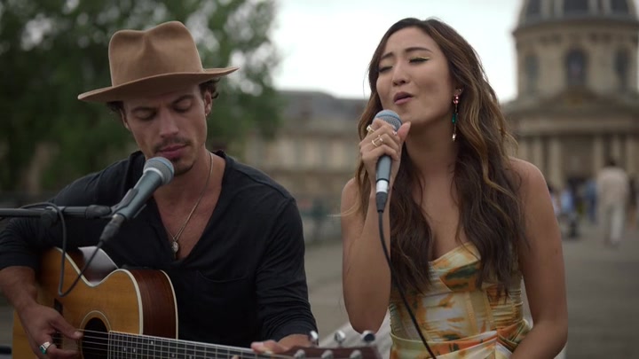 Emily_in_Paris_S02E06_WEBRip_x264-ION10_2494.jpg Emily_in_Paris_S02E06_WEBRip_x264-ION10_2494.jpg