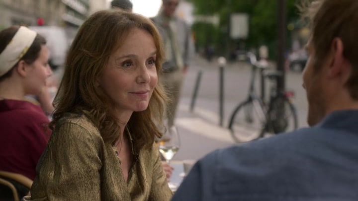 Emily_in_Paris_S02E06_WEBRip_x264-ION10_2605.jpg Emily_in_Paris_S02E06_WEBRip_x264-ION10_2605.jpg