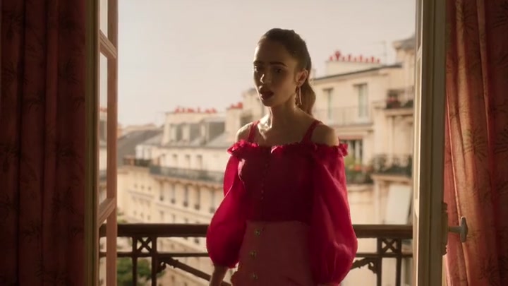 Emily_in_Paris_S02E07_WEBRip_x264-ION10_0048.jpg