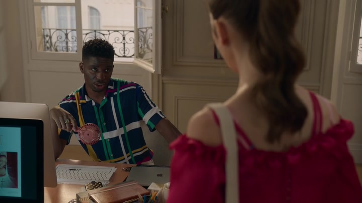 Emily_in_Paris_S02E07_WEBRip_x264-ION10_0247.jpg Emily_in_Paris_S02E07_WEBRip_x264-ION10_0247.jpg