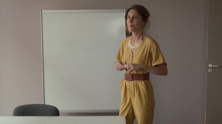 Emily_in_Paris_S02E07_WEBRip_x264-ION10_0764.jpg Emily_in_Paris_S02E07_WEBRip_x264-ION10_0764.jpg