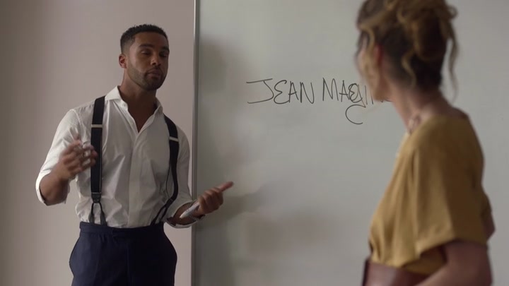 Emily_in_Paris_S02E07_WEBRip_x264-ION10_0844.jpg