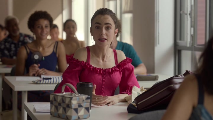 Emily_in_Paris_S02E07_WEBRip_x264-ION10_0855.jpg