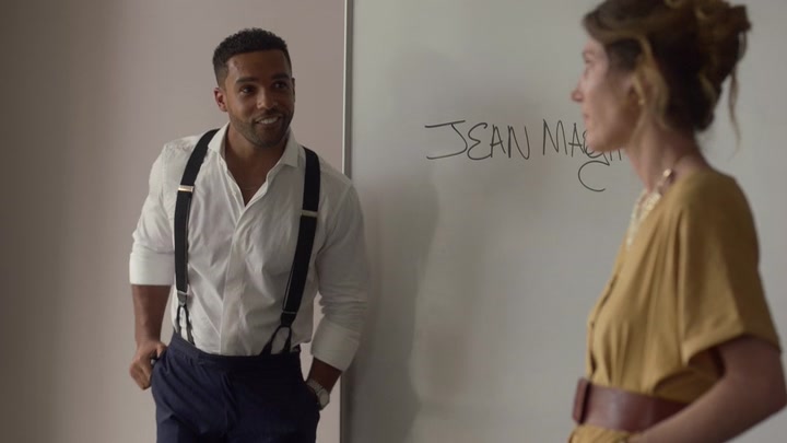 Emily_in_Paris_S02E07_WEBRip_x264-ION10_0870.jpg