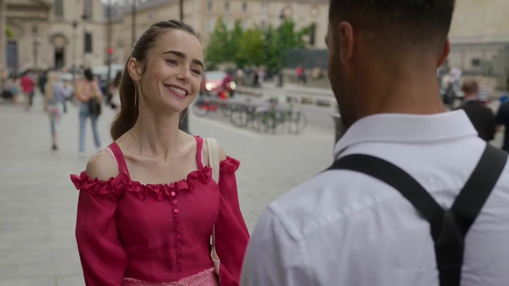 Emily_in_Paris_S02E07_WEBRip_x264-ION10_0977.jpg Emily_in_Paris_S02E07_WEBRip_x264-ION10_0977.jpg