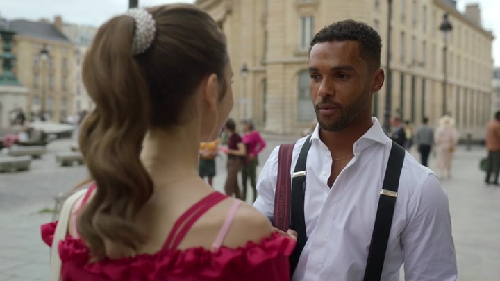 Emily_in_Paris_S02E07_WEBRip_x264-ION10_0980.jpg Emily_in_Paris_S02E07_WEBRip_x264-ION10_0980.jpg