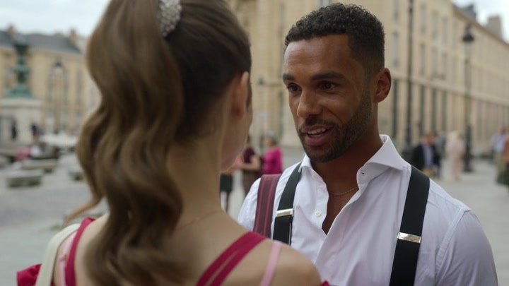 Emily_in_Paris_S02E07_WEBRip_x264-ION10_0992.jpg Emily_in_Paris_S02E07_WEBRip_x264-ION10_0992.jpg