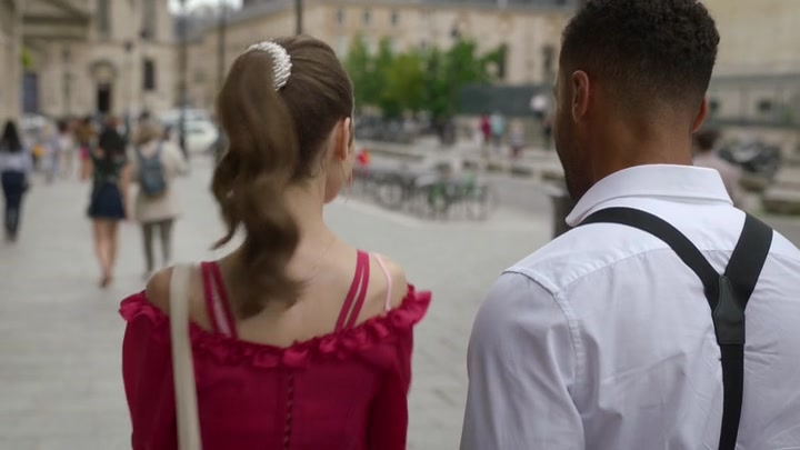 Emily_in_Paris_S02E07_WEBRip_x264-ION10_1013.jpg Emily_in_Paris_S02E07_WEBRip_x264-ION10_1013.jpg