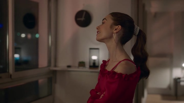 Emily_in_Paris_S02E07_WEBRip_x264-ION10_1033.jpg Emily_in_Paris_S02E07_WEBRip_x264-ION10_1033.jpg