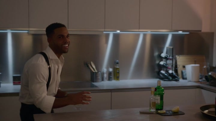 Emily_in_Paris_S02E07_WEBRip_x264-ION10_1121.jpg Emily_in_Paris_S02E07_WEBRip_x264-ION10_1121.jpg